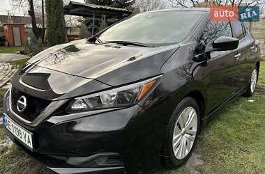 Хетчбек Nissan Leaf 2021 в Дніпрі