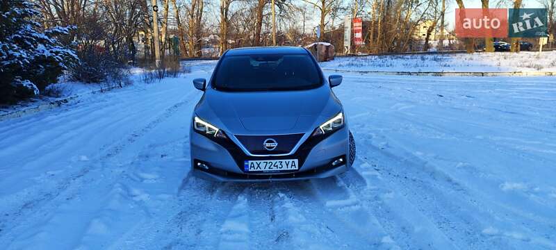 Хэтчбек Nissan Leaf 2018 в Харькове