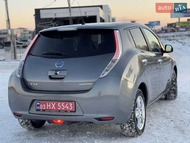 Хэтчбек Nissan Leaf 2017 в Львове