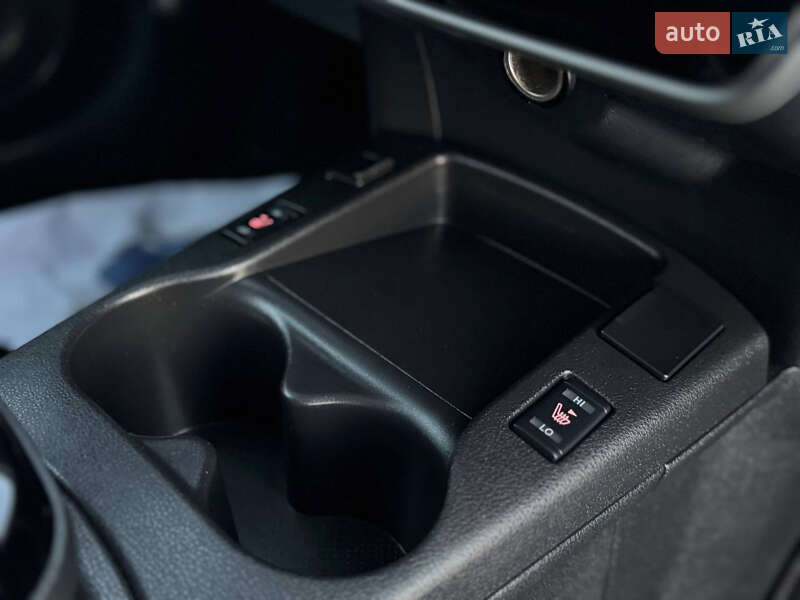 Хэтчбек Nissan Leaf 2017 в Львове