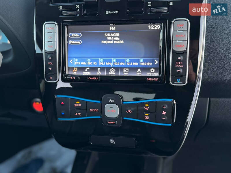 Хэтчбек Nissan Leaf 2017 в Львове