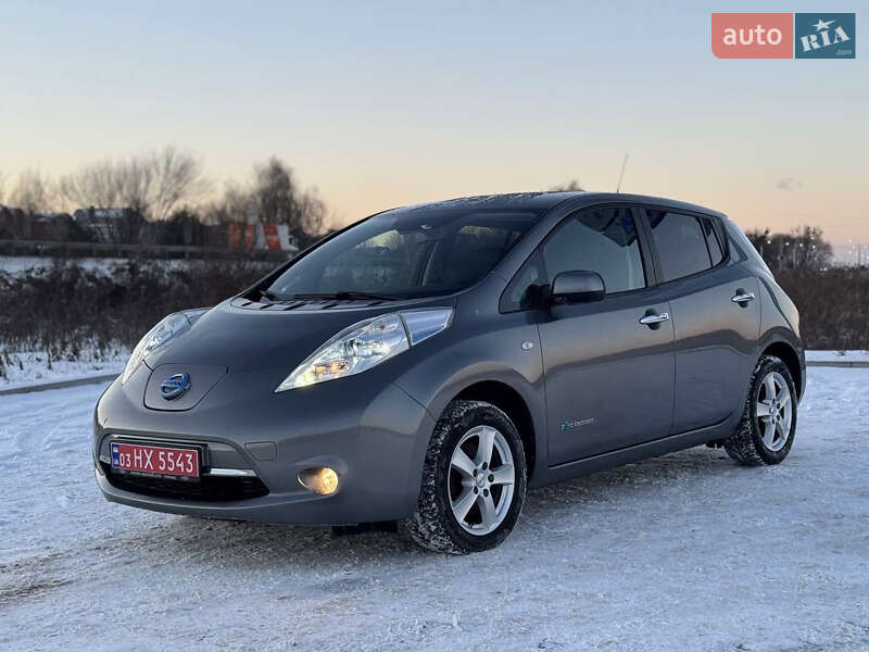 Хэтчбек Nissan Leaf 2017 в Львове