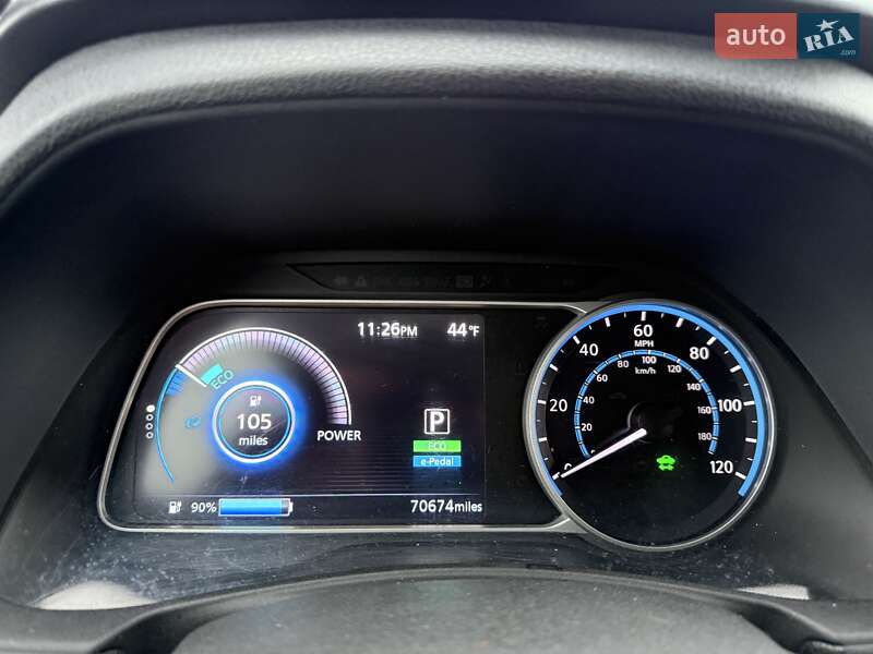 Хэтчбек Nissan Leaf 2018 в Кропивницком