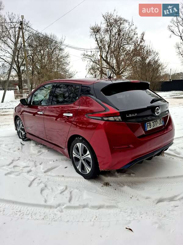 Хетчбек Nissan Leaf 2018 в Звягелі фото 57 Хетчбек Nissan Leaf 2018 в Звягелі