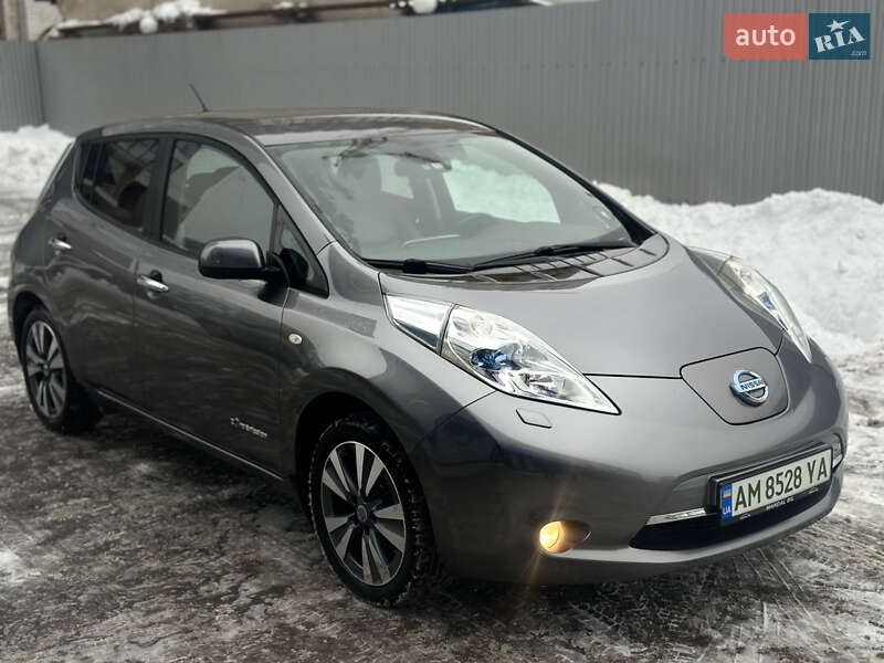Хэтчбек Nissan Leaf 2014 в Житомире фото 4 Хэтчбек Nissan Leaf 2014 в Житомире