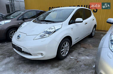 Хэтчбек Nissan Leaf 2017 в Умани