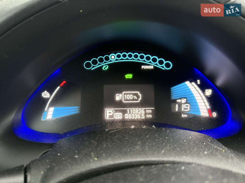 Хэтчбек Nissan Leaf 2014 в Умани