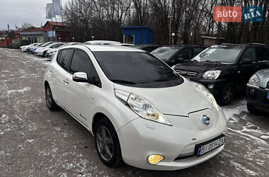 Хэтчбек Nissan Leaf 2013 в Полтаве