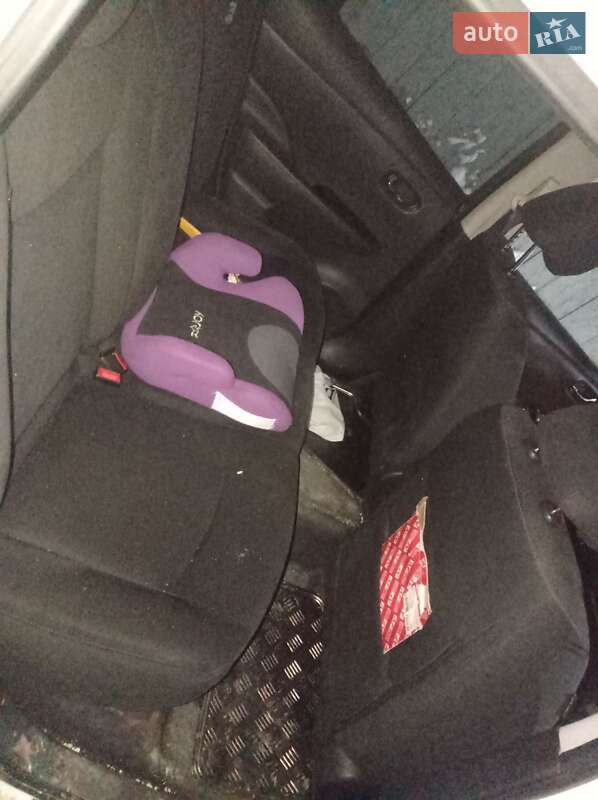 Хэтчбек Nissan Leaf 2017 в Надворной