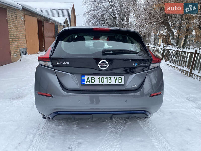 Хэтчбек Nissan Leaf 2021 в Немирове
