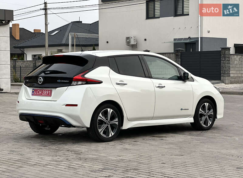 Хэтчбек Nissan Leaf 2019 в Ровно