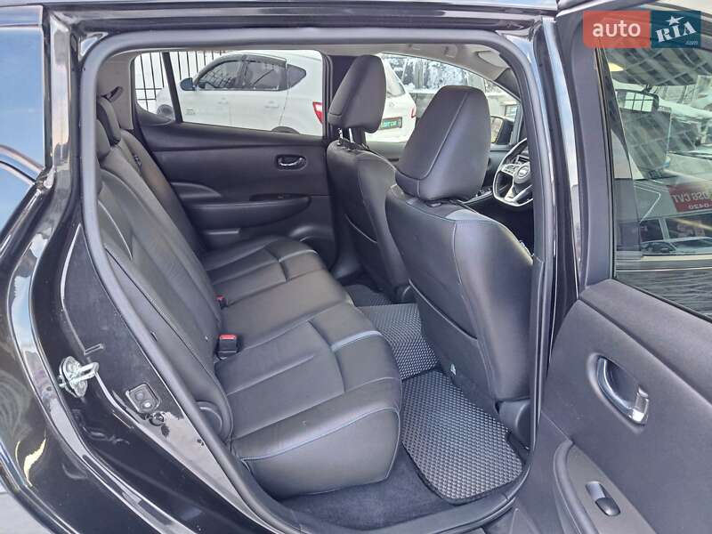 Хэтчбек Nissan Leaf 2018 в Броварах