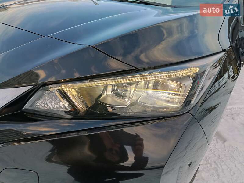 Хэтчбек Nissan Leaf 2018 в Броварах