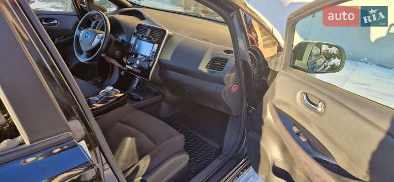 Хэтчбек Nissan Leaf 2014 в Ивано-Франковске