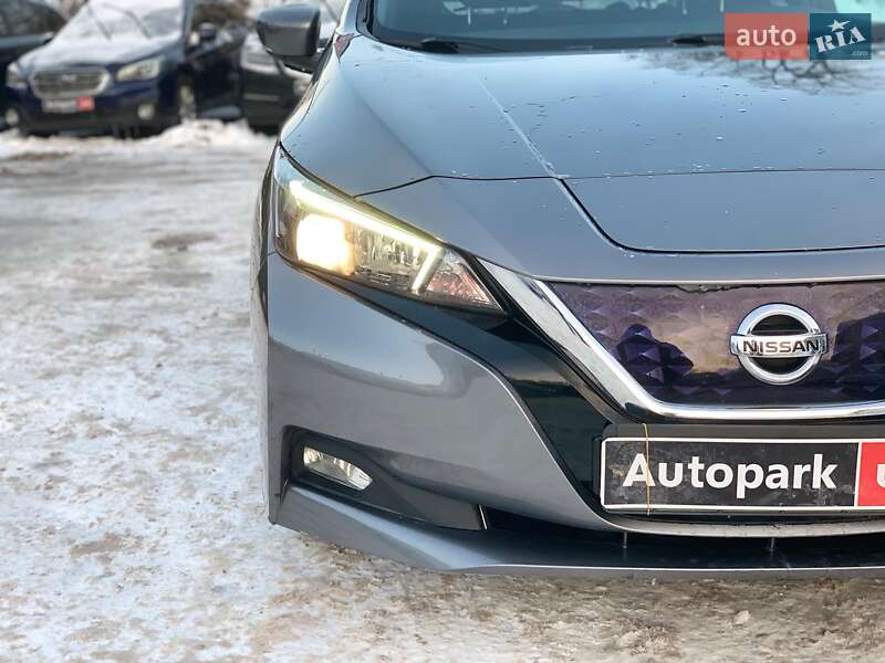 Хэтчбек Nissan Leaf 2020 в Виннице