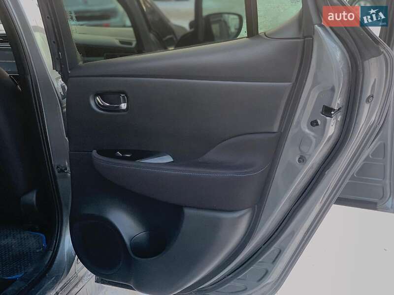 Хэтчбек Nissan Leaf 2020 в Виннице