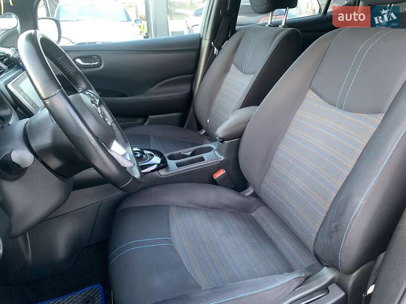 Хэтчбек Nissan Leaf 2020 в Виннице