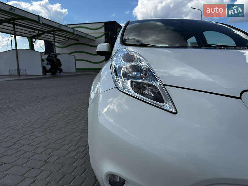 Хэтчбек Nissan Leaf 2013 в Бережанах