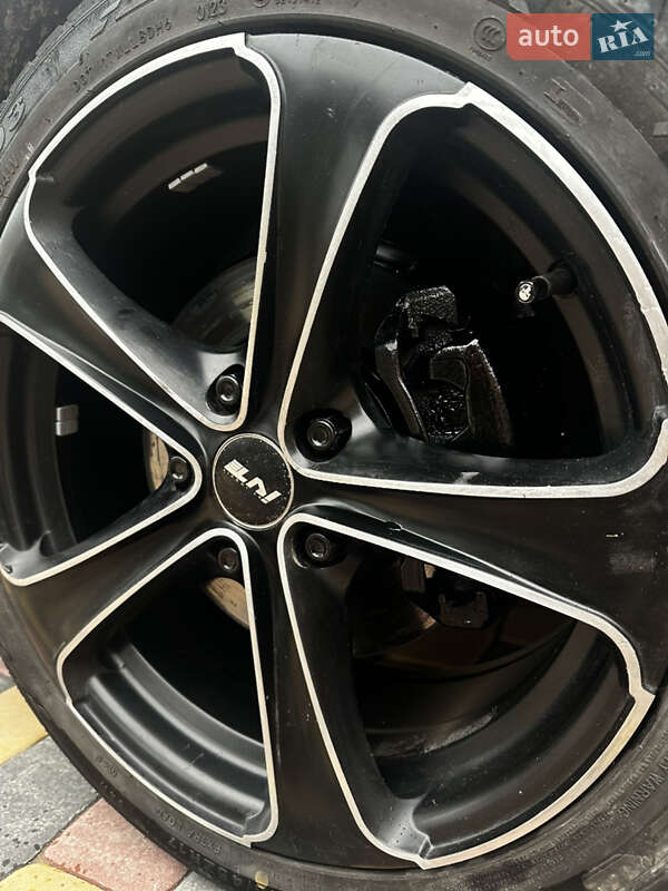 Хэтчбек Nissan Leaf 2013 в Бережанах