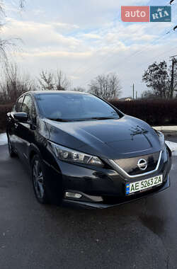 Хэтчбек Nissan Leaf 2018 в Каменском