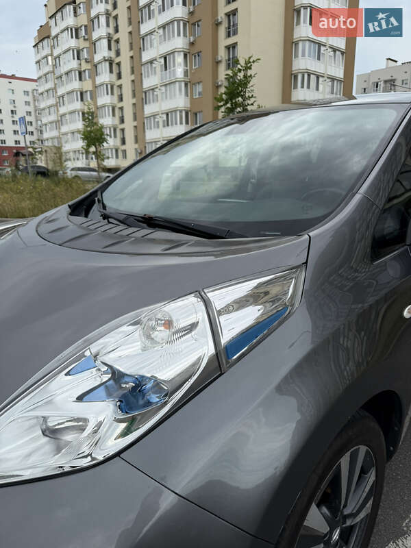 Хэтчбек Nissan Leaf 2014 в Виннице