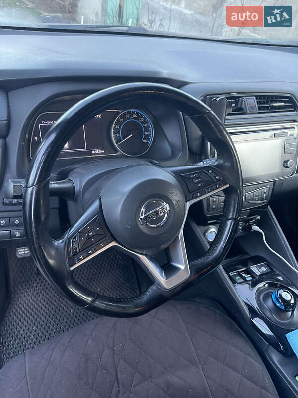 Хэтчбек Nissan Leaf 2018 в Одессе