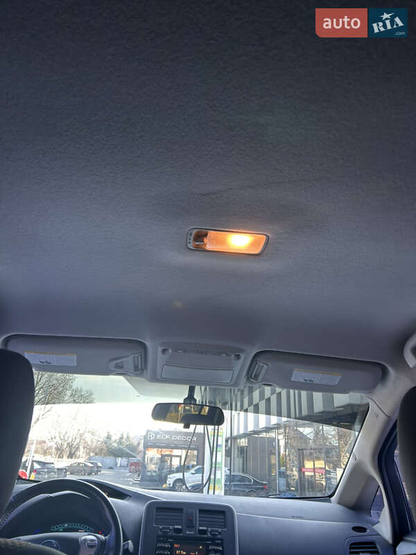 Хэтчбек Nissan Leaf 2015 в Одессе