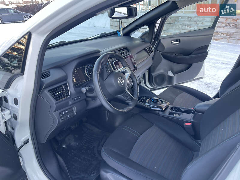 Хэтчбек Nissan Leaf 2020 в Тернополе фото 14 Хэтчбек Nissan Leaf 2020 в Тернополе