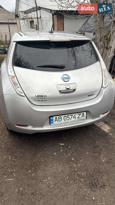 Хэтчбек Nissan Leaf 2017 в Полтаве