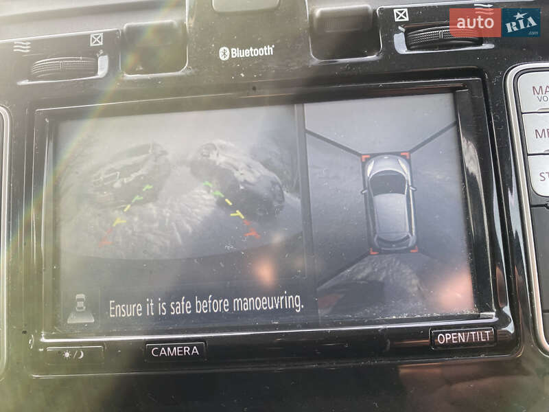 Хэтчбек Nissan Leaf 2014 в Черновцах