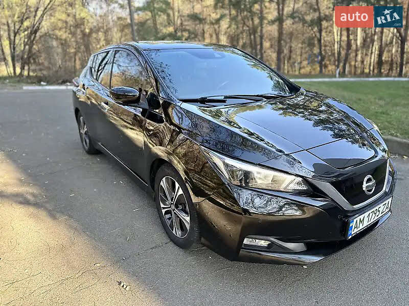 Хэтчбек Nissan Leaf 2018 в Белой Церкви