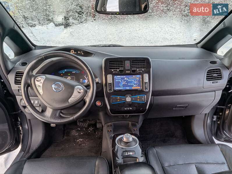 Хэтчбек Nissan Leaf 2013 в Дрогобыче