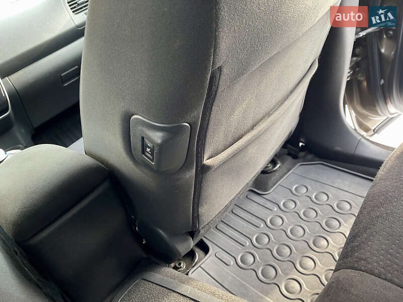 Хэтчбек Nissan Leaf 2016 в Тернополе