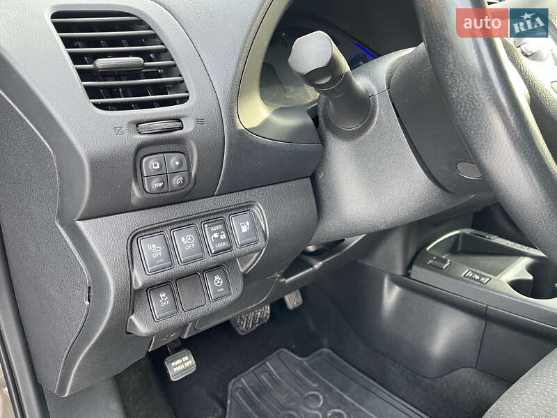 Хэтчбек Nissan Leaf 2016 в Тернополе