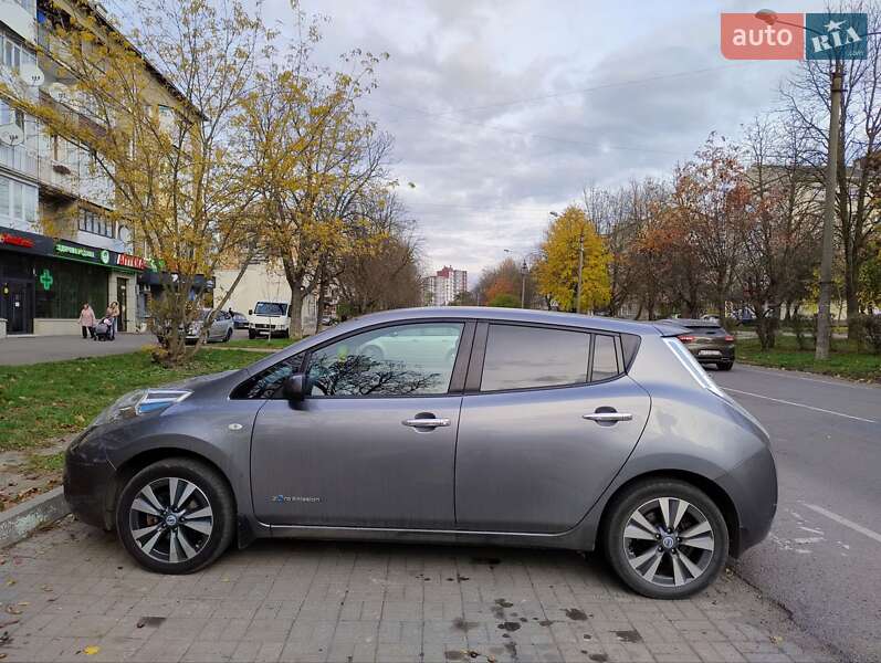 Хэтчбек Nissan Leaf 2013 в Ивано-Франковске фото 2 Хэтчбек Nissan Leaf 2013 в Ивано-Франковске