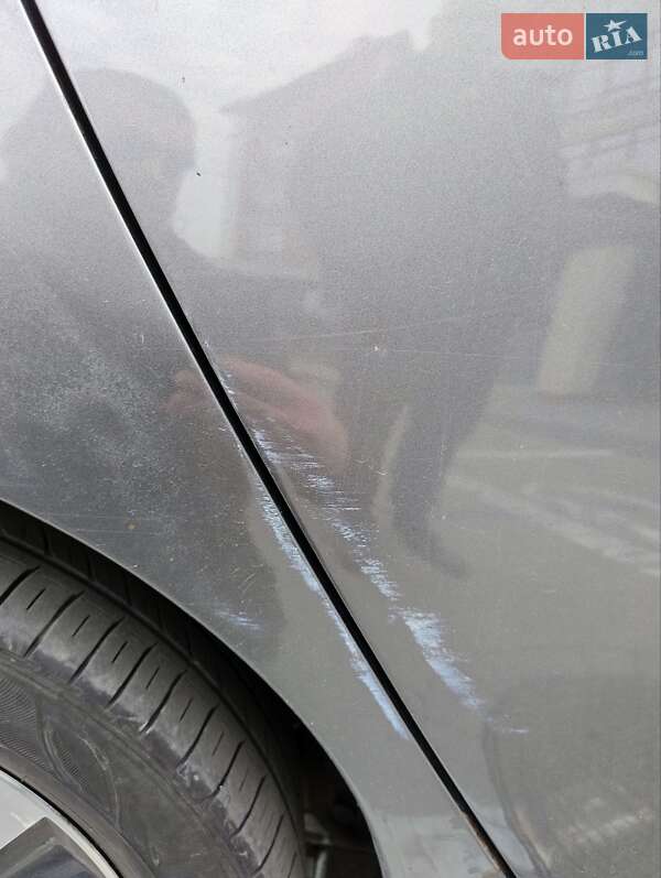 Хэтчбек Nissan Leaf 2013 в Ивано-Франковске фото 11 Хэтчбек Nissan Leaf 2013 в Ивано-Франковске