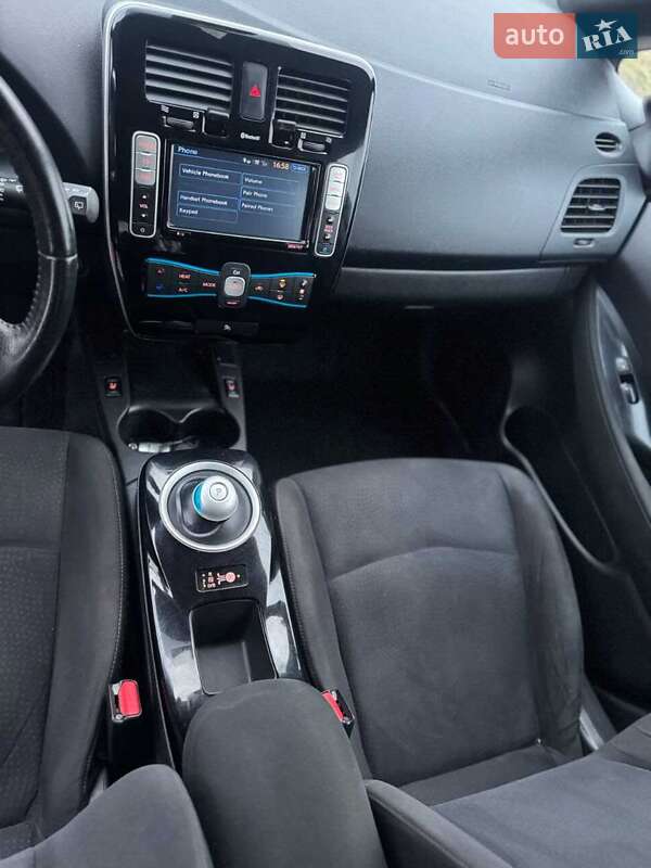 Хэтчбек Nissan Leaf 2014 в Владимире
