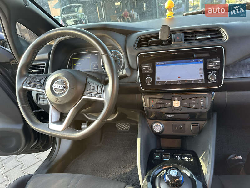 Хэтчбек Nissan Leaf 2018 в Ковеле