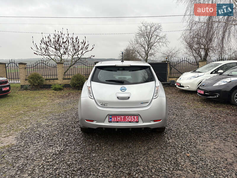 Хэтчбек Nissan Leaf 2013 в Луцке