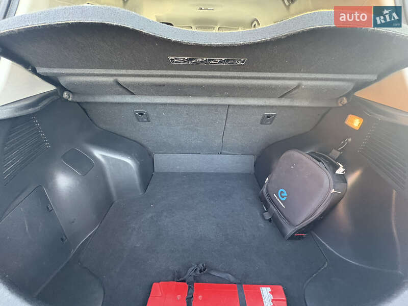 Хэтчбек Nissan Leaf 2013 в Луцке