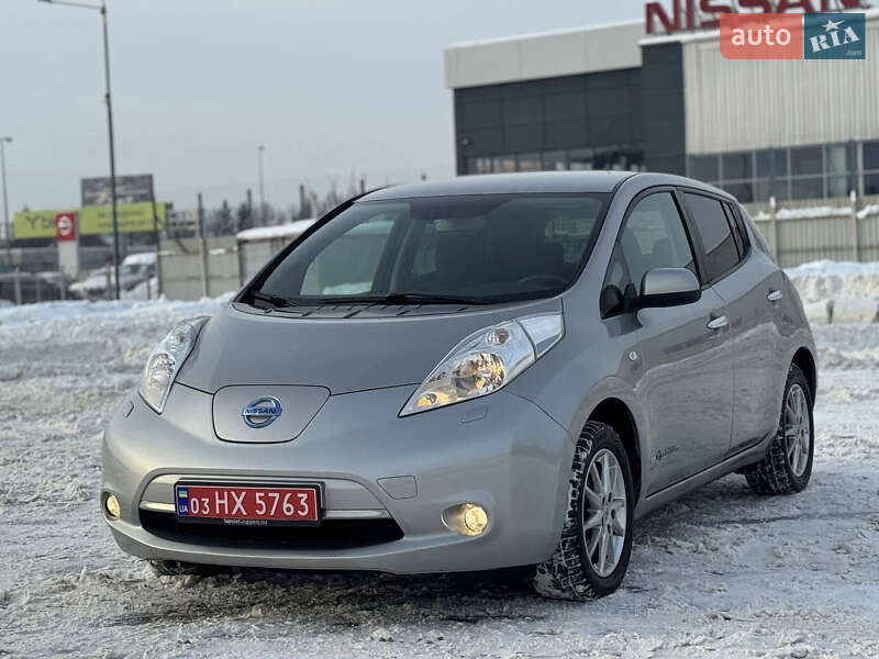 Хэтчбек Nissan Leaf 2016 в Львове