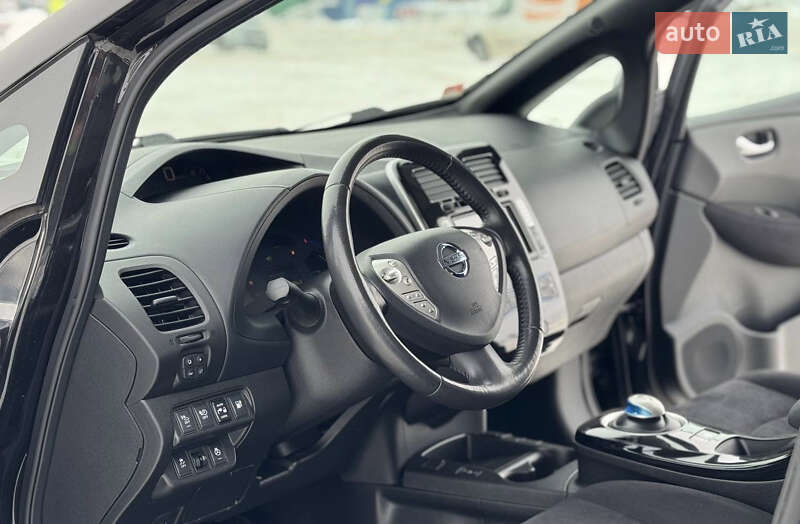 Хэтчбек Nissan Leaf 2016 в Львове фото 29 Хэтчбек Nissan Leaf 2016 в Львове