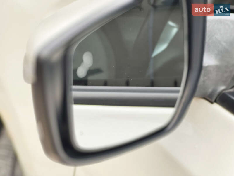 Хэтчбек Nissan Leaf 2020 в Одессе