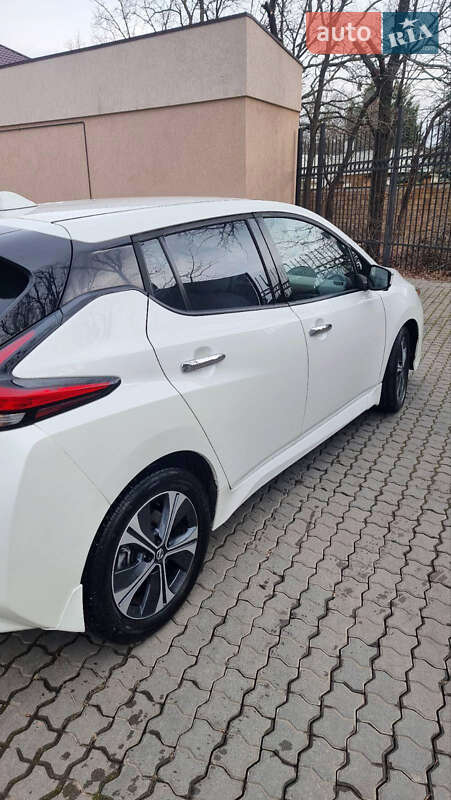 Хэтчбек Nissan Leaf 2020 в Одессе