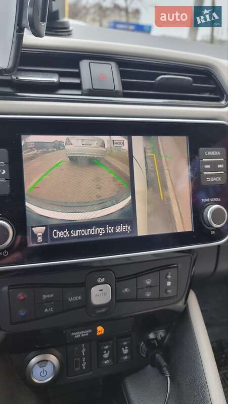 Хэтчбек Nissan Leaf 2020 в Одессе