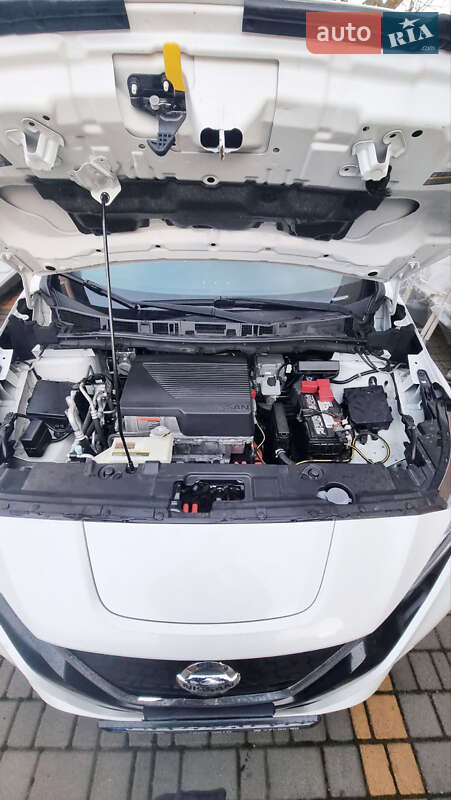 Хэтчбек Nissan Leaf 2020 в Одессе