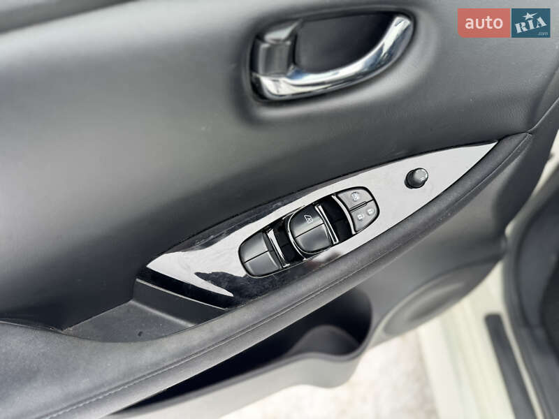 Хэтчбек Nissan Leaf 2018 в Ивано-Франковске