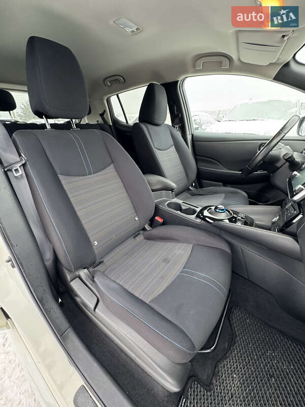 Хэтчбек Nissan Leaf 2018 в Ивано-Франковске