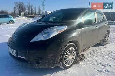 Хэтчбек Nissan Leaf 2014 в Днепре