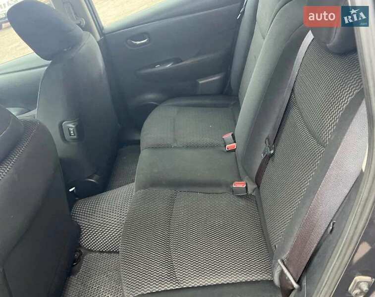 Хэтчбек Nissan Leaf 2014 в Днепре